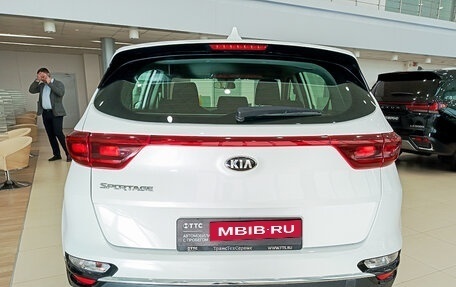 KIA Sportage IV рестайлинг, 2019 год, 2 138 000 рублей, 6 фотография