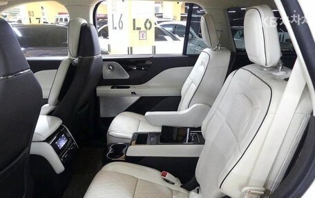 Lincoln Aviator II, 2022 год, 4 937 500 рублей, 8 фотография