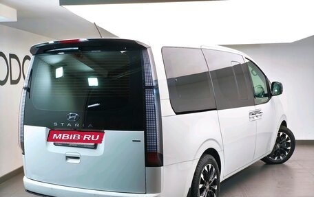 Hyundai Staria, 2021 год, 5 500 000 рублей, 3 фотография