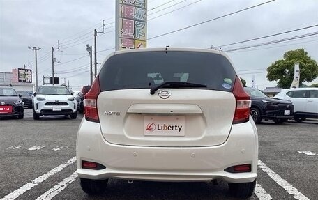 Nissan Note II рестайлинг, 2020 год, 800 000 рублей, 5 фотография