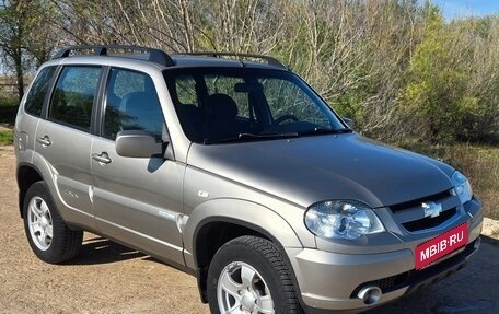 Chevrolet Niva I рестайлинг, 2011 год, 820 000 рублей, 1 фотография