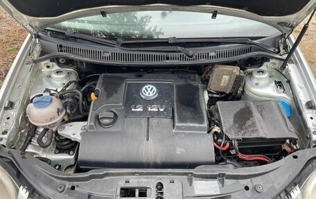 Volkswagen Polo IV рестайлинг, 2002 год, 200 000 рублей, 3 фотография