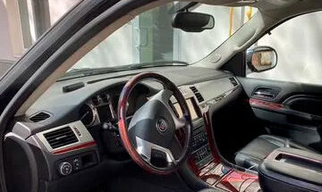 Cadillac Escalade III, 2013 год, 2 500 000 рублей, 4 фотография