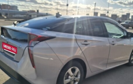 Toyota Prius IV XW50, 2017 год, 1 690 000 рублей, 20 фотография