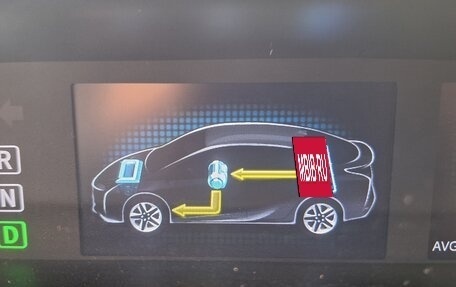 Toyota Prius IV XW50, 2017 год, 1 690 000 рублей, 29 фотография