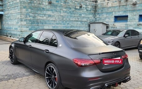 Mercedes-Benz E-Класс AMG, 2022 год, 21 000 000 рублей, 2 фотография
