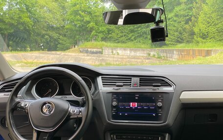 Volkswagen Tiguan II, 2019 год, 2 340 000 рублей, 4 фотография