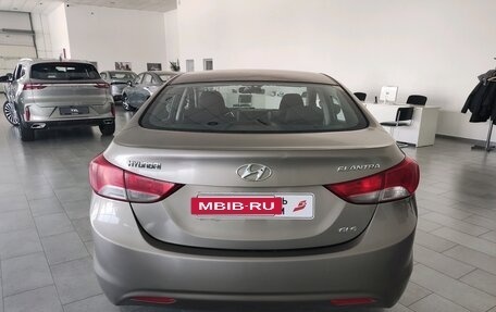 Hyundai Elantra V, 2012 год, 645 000 рублей, 8 фотография