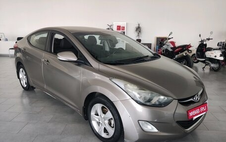 Hyundai Elantra V, 2012 год, 645 000 рублей, 2 фотография