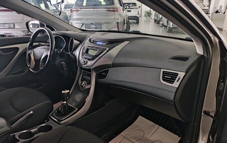 Hyundai Elantra V, 2012 год, 645 000 рублей, 15 фотография