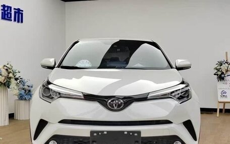 Toyota C-HR I рестайлинг, 2020 год, 1 608 000 рублей, 2 фотография