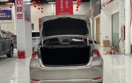 Toyota Corolla, 2022 год, 1 650 000 рублей, 7 фотография
