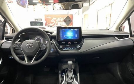 Toyota Corolla, 2022 год, 1 650 000 рублей, 11 фотография