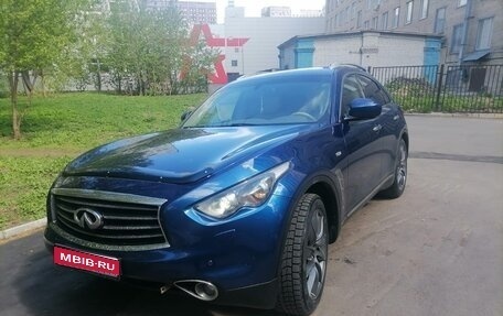 Infiniti FX II, 2013 год, 2 100 000 рублей, 1 фотография