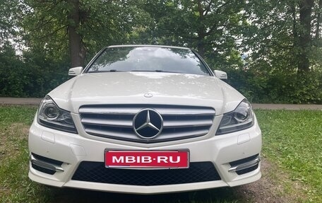 Mercedes-Benz C-Класс, 2014 год, 2 200 000 рублей, 1 фотография