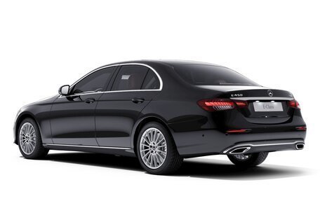 Mercedes-Benz E-Класс, 2024 год, 7 610 000 рублей, 2 фотография