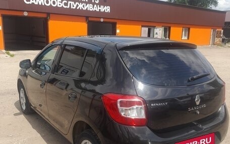 Renault Sandero II рестайлинг, 2015 год, 619 000 рублей, 5 фотография