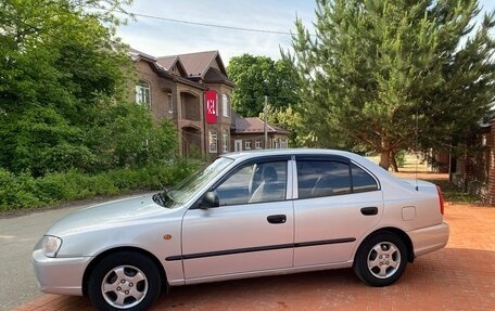 Hyundai Accent II, 2011 год, 680 000 рублей, 3 фотография