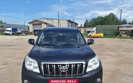 Toyota Land Cruiser Prado 150 рестайлинг 2, 2012 год, 2 200 000 рублей, 2 фотография