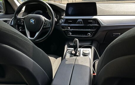 BMW 5 серия, 2019 год, 2 750 000 рублей, 10 фотография