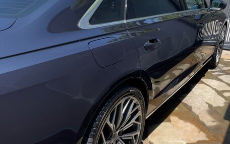 Audi A8, 2018 год, 4 600 000 рублей, 4 фотография