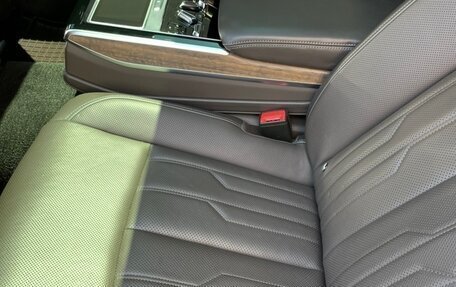 Audi A8, 2018 год, 4 600 000 рублей, 16 фотография