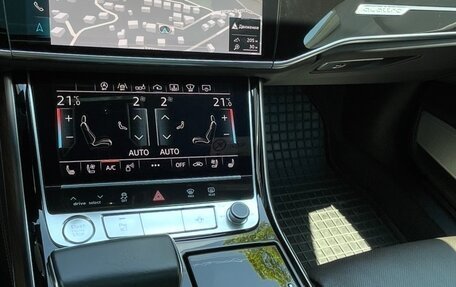 Audi A8, 2018 год, 4 600 000 рублей, 23 фотография
