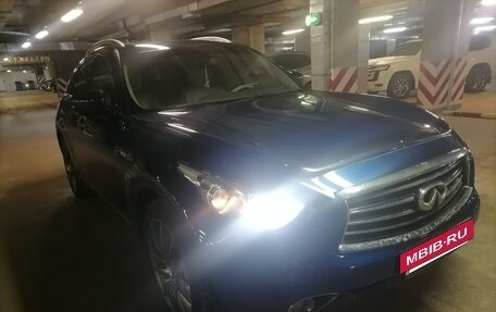 Infiniti FX II, 2013 год, 2 100 000 рублей, 2 фотография