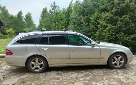 Mercedes-Benz E-Класс, 2004 год, 700 000 рублей, 7 фотография