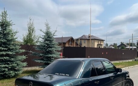 Mercedes-Benz E-Класс, 1992 год, 315 000 рублей, 2 фотография