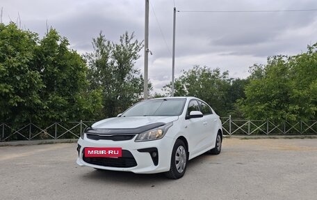 KIA Rio IV, 2017 год, 840 000 рублей, 2 фотография