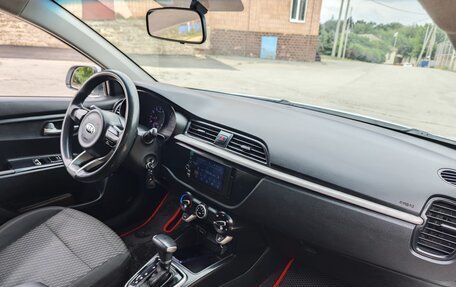 KIA Rio IV, 2017 год, 840 000 рублей, 8 фотография