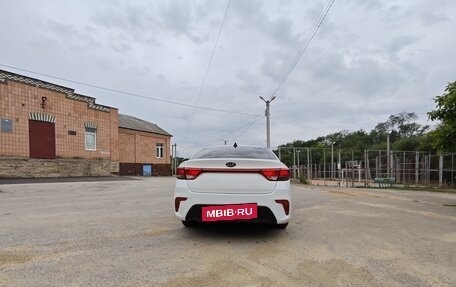 KIA Rio IV, 2017 год, 840 000 рублей, 3 фотография