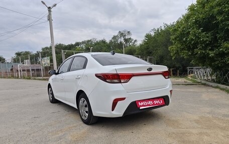 KIA Rio IV, 2017 год, 840 000 рублей, 5 фотография