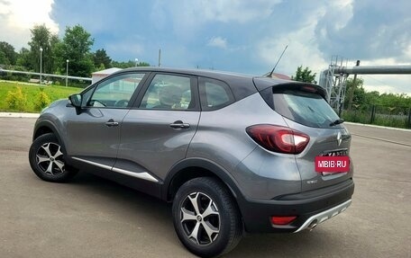 Renault Kaptur I рестайлинг, 2018 год, 1 240 000 рублей, 3 фотография