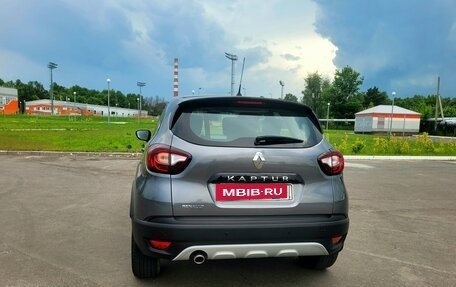 Renault Kaptur I рестайлинг, 2018 год, 1 240 000 рублей, 4 фотография