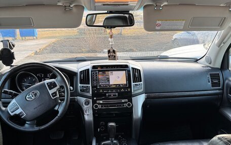 Toyota Land Cruiser 200, 2013 год, 3 900 000 рублей, 6 фотография