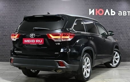 Toyota Highlander III, 2017 год, 4 400 000 рублей, 7 фотография