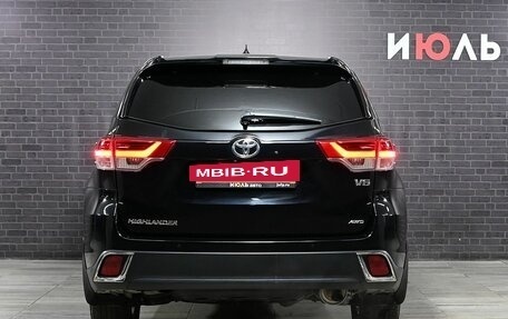 Toyota Highlander III, 2017 год, 4 400 000 рублей, 5 фотография