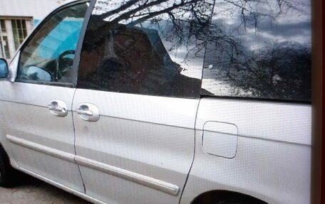 KIA Carnival III, 2005 год, 400 000 рублей, 4 фотография
