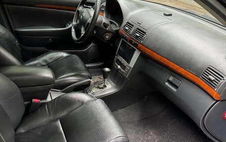 Toyota Avensis III рестайлинг, 2008 год, 900 000 рублей, 8 фотография