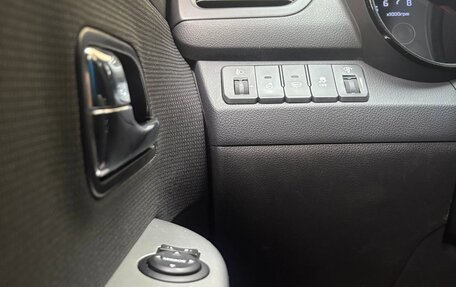 KIA Rio III рестайлинг, 2013 год, 815 000 рублей, 12 фотография