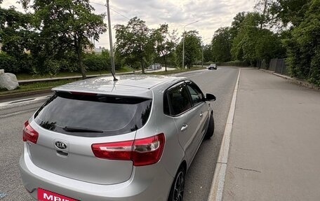 KIA Rio III рестайлинг, 2013 год, 815 000 рублей, 6 фотография