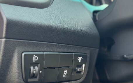 Hyundai Veloster I рестайлинг, 2012 год, 1 290 000 рублей, 19 фотография