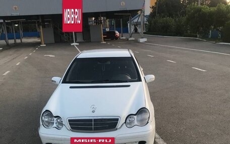 Mercedes-Benz C-Класс, 2000 год, 230 000 рублей, 2 фотография