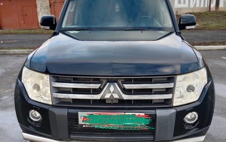 Mitsubishi Pajero IV, 2006 год, 1 550 000 рублей, 1 фотография
