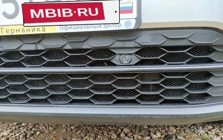 Volkswagen Tiguan II, 2018 год, 2 350 000 рублей, 12 фотография