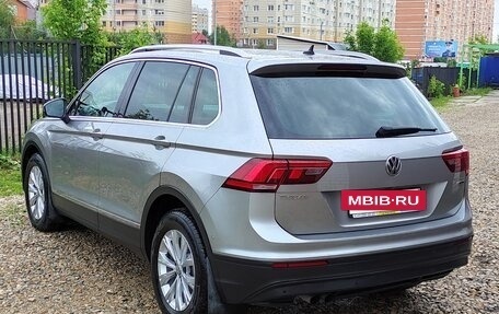 Volkswagen Tiguan II, 2018 год, 2 350 000 рублей, 8 фотография