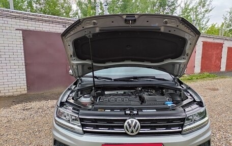 Volkswagen Tiguan II, 2018 год, 2 350 000 рублей, 9 фотография