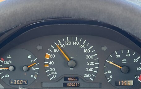 Mercedes-Benz CLK-Класс, 1999 год, 750 000 рублей, 10 фотография